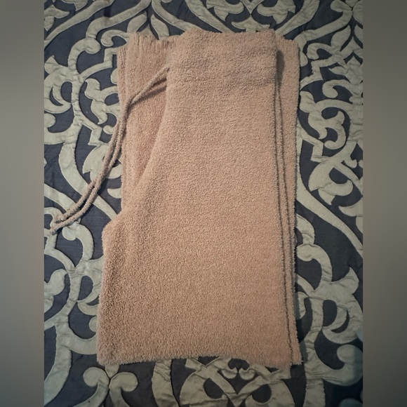 Wide leg sherpa pants, high rise - Picture 2 of 4